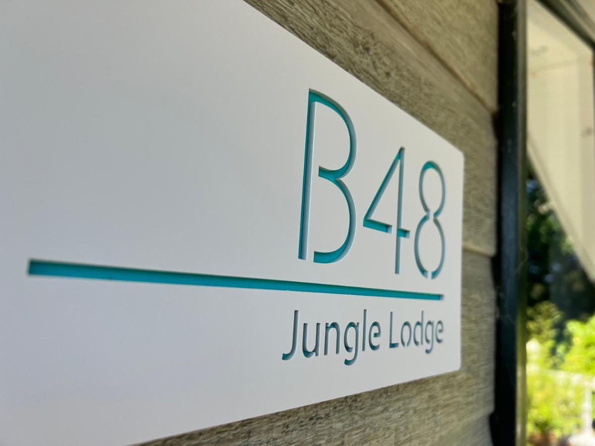 Jungle lodge Lymington Eksteriør billede
